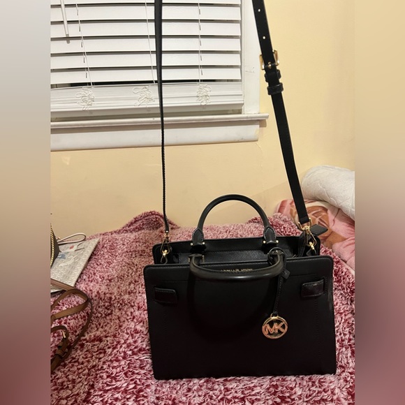 Brand new Michael kors bag. - Picture 1 of 5